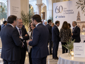 El aeropuerto de Córdoba centró la cita en el Eurostars Palace